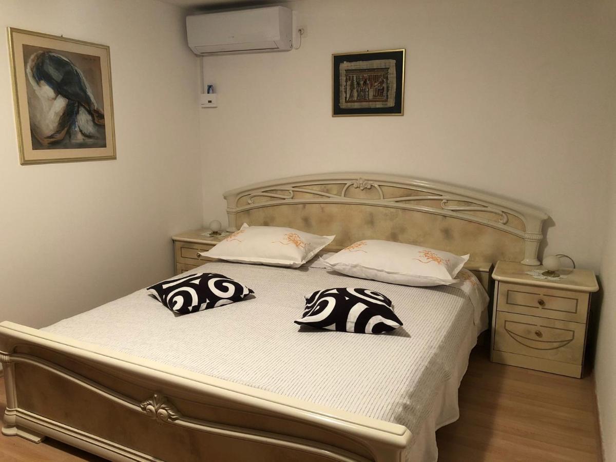 Apartment Danka Omiš Exteriér fotografie