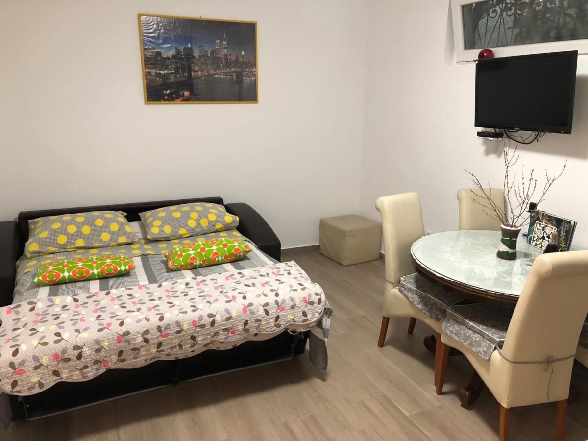 Apartment Danka Omiš Exteriér fotografie
